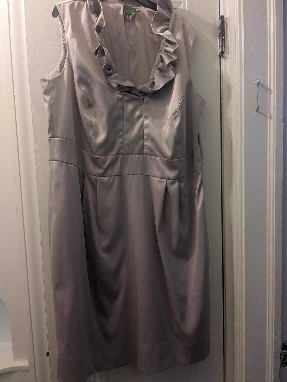 Ruffled Collar Satin Midi Dress in Light Gray